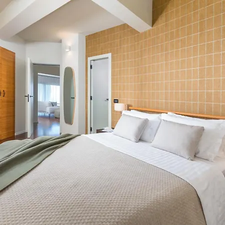 Clara By Villsy - Private Pool, Indoor Jacuzzi, Outdoor Jacuzzi, Sauna, Gym, Playroom 빌라 *